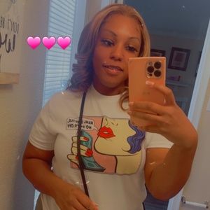 Meet your Posher, Andrea